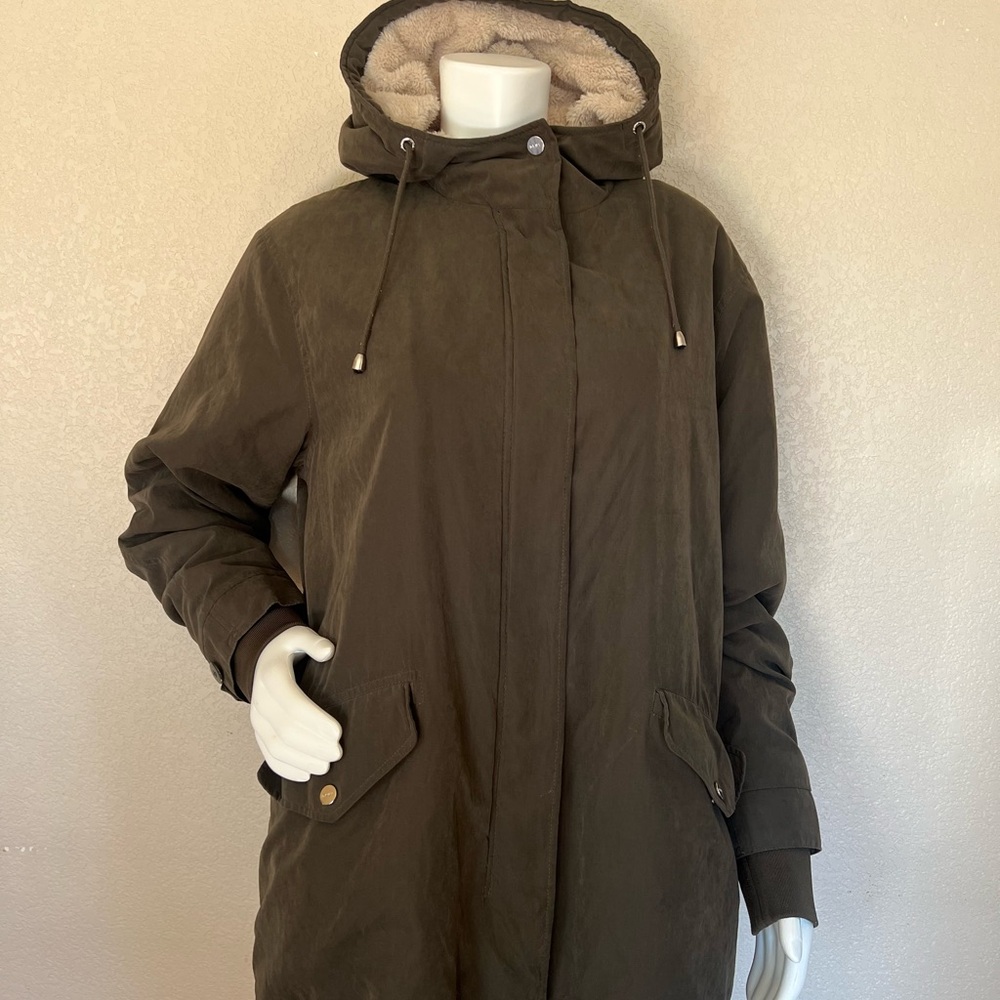 DKNY Hooded Rain Jacket Olive Green Size L